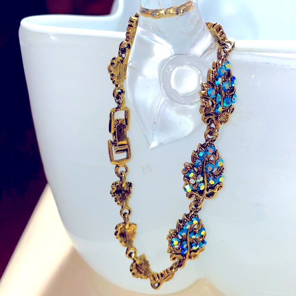LDA bracelet